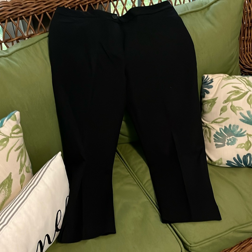 Talbots black capris- curvy